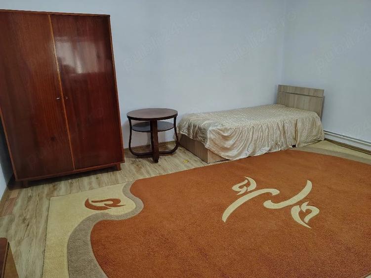 Casă cu 3 camere cu Teren 550 Mp în Central