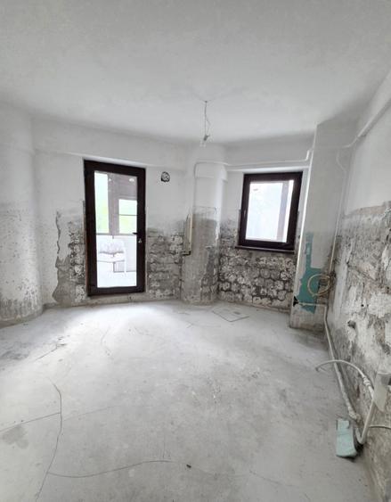 Apartament cu 2 camere decomandat în Dorobanți