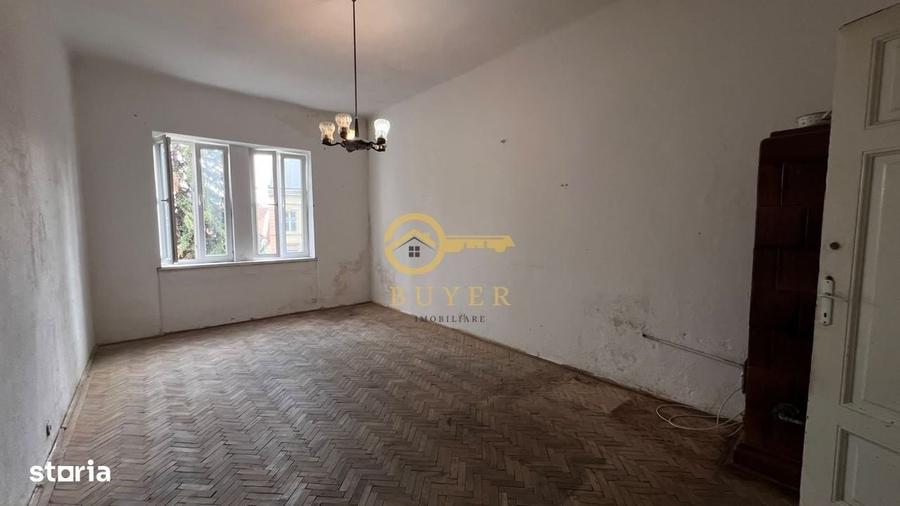 Garsonieră în Central