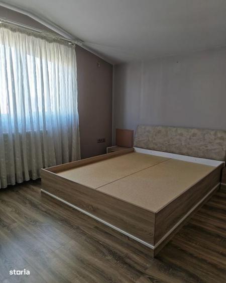 Apartament cu 4 camere în Între Lacuri