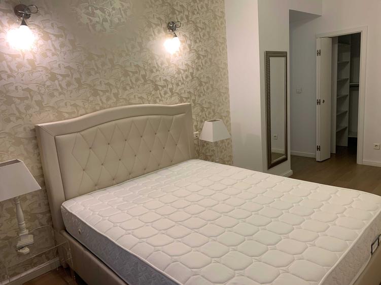 Apartament cu 2 camere decomandat în Exterior Vest