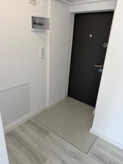 Inchiriez Ap 2 cam - Mobilat si Utilat - Loc parcare - Lift - Prima inchiriere - 7
