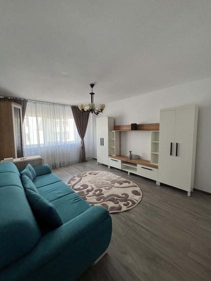 Apartament cu 2 camere decomandat în Exterior Vest
