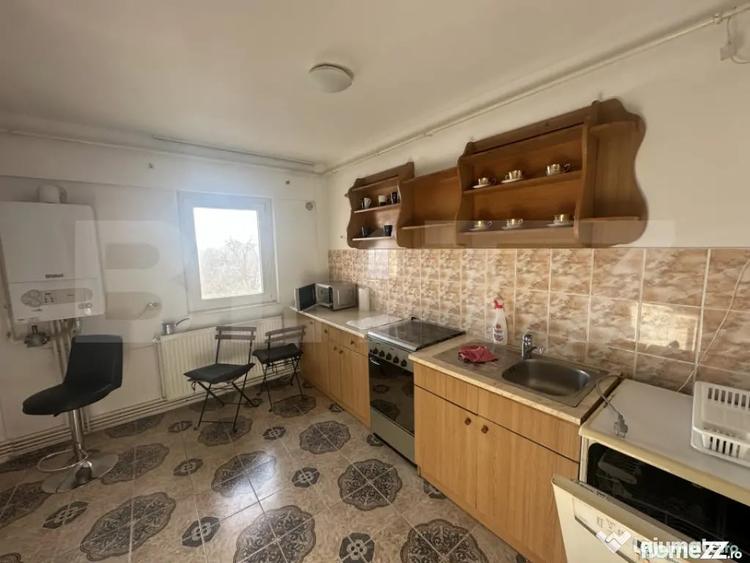 Apartament cu 2 camere decomandat în Carpați 2