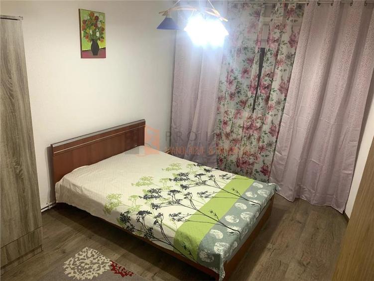Apartament cu 3 camere decomandat, mobilat în 1 Decembrie