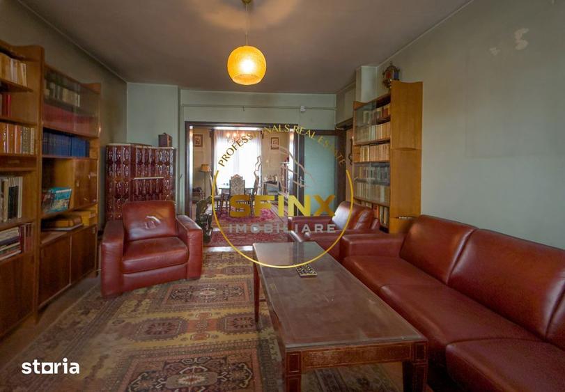 Apartament cu 3 camere, mobilat în Victoriei