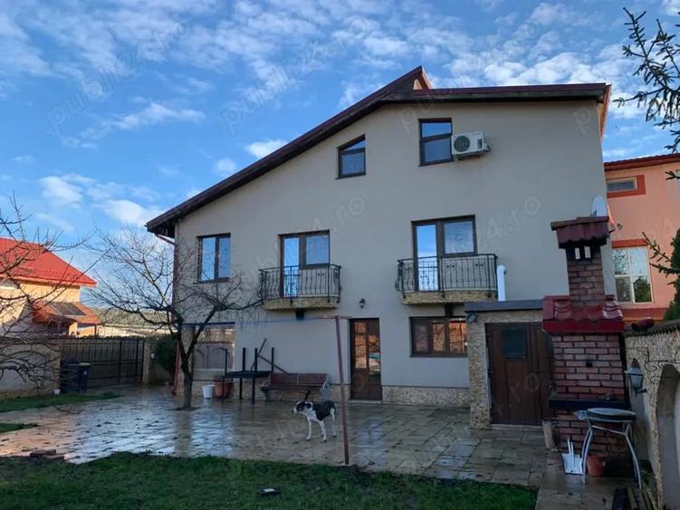 Casă cu 6 camere cu Teren 450 Mp în Ordoreanu