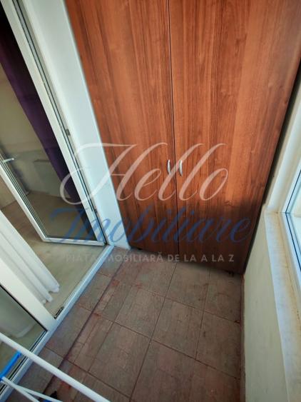 Apartament cu 3 camere decomandat în Florești