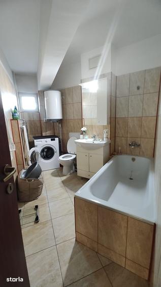 Apartament cu 5 camere în Central