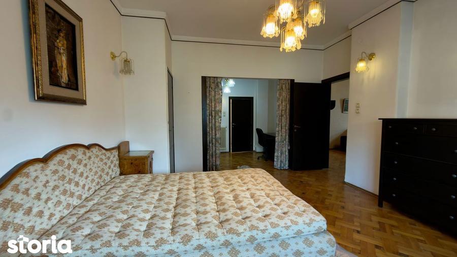 Casă cu 5 camere cu Teren 220 Mp în Ștefan cel Mare
