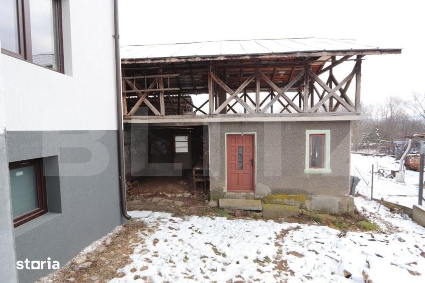 Casă cu 5 camere cu Teren 680 Mp în Buciumeni