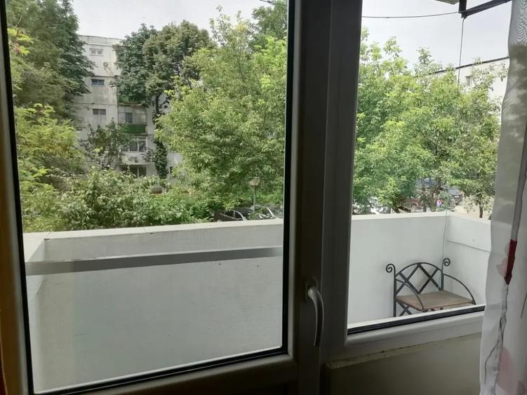 Apartament cu 2 camere semidecomandat în Socola