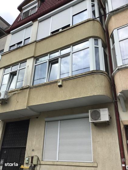 Apartament cu 2 camere semidecomandat în Vitan