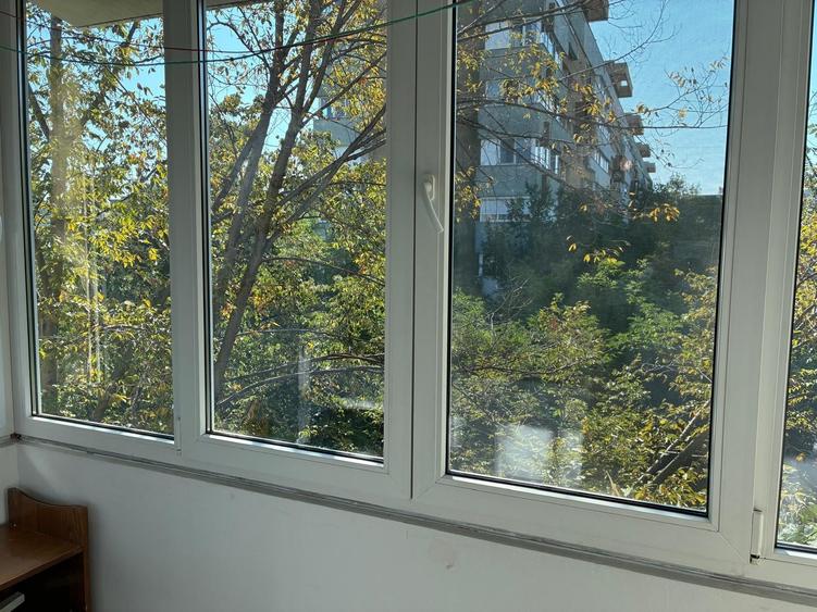 Apartament cu 2 camere semidecomandat, mobilat în Drumul Taberei