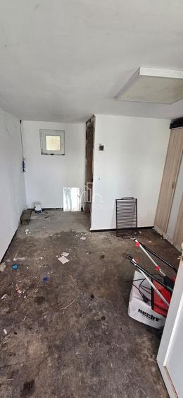 Casă individuală cu 3 camere cu Canalizare în Sângeorgiu de Mureș