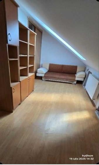 Apartament cu 3 camere decomandat în Colentina