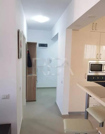 Apartament cu 2 camere decomandat, mobilat în Parcul Carol