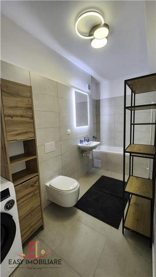 Apartament cu 3 camere decomandat, mobilat în Libertății