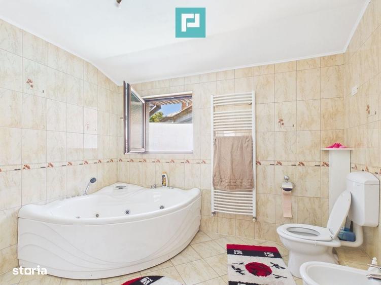 Casă cu 4 camere în Ultracentral