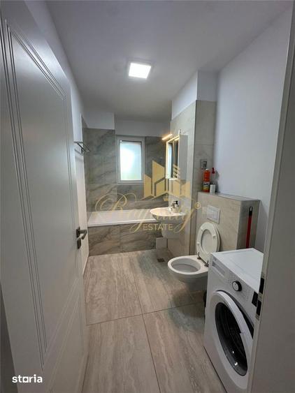 Apartament cu 2 camere, mobilat în Est