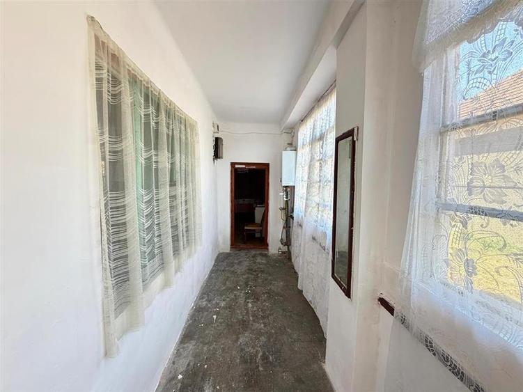 Casă cu 3 camere cu Teren 990 Mp în Tărian