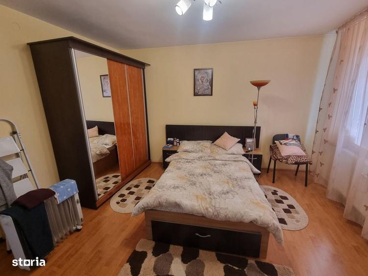 Casă cu 4 camere în Ultracentral
