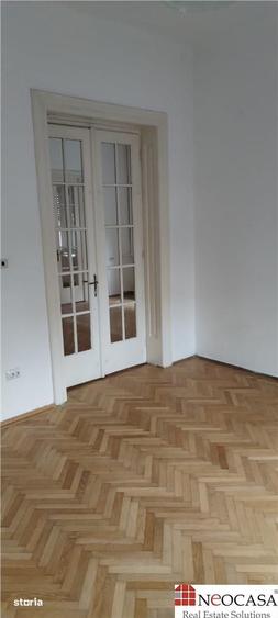 Casă cu 4 camere cu Teren 204 Mp în Floreasca
