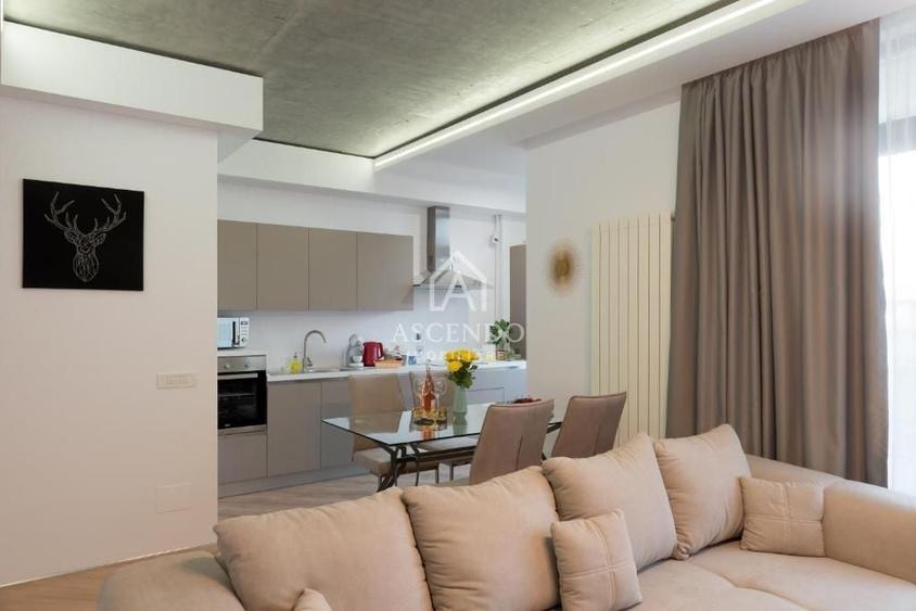 Apartament cu 3 camere decomandat, mobilat în Barbu Văcărescu