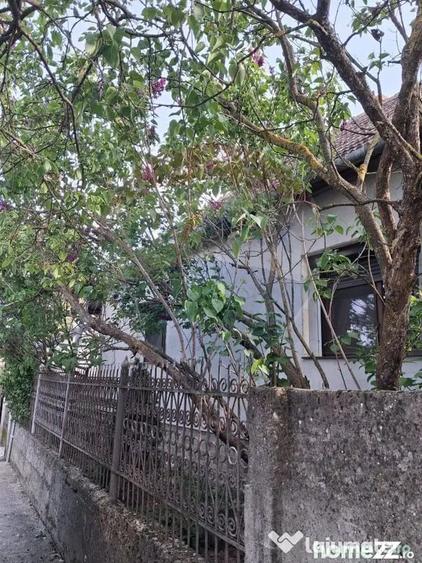 Casă cu 3 camere cu Teren 1079 Mp în Fughiu