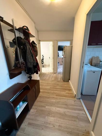 Apartament cu 3 camere decomandat, mobilat în Universitate