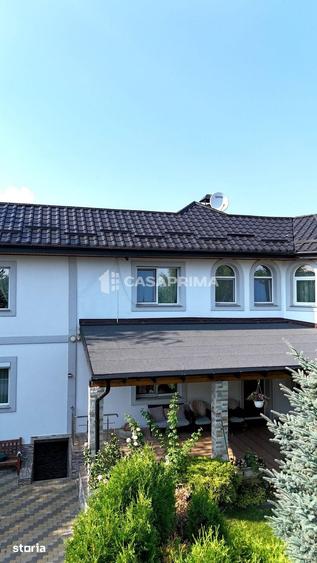 Casă cu 7 camere cu Teren 1711 Mp în Miroslava