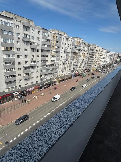 Apartament cu 3 camere decomandat în George Enescu