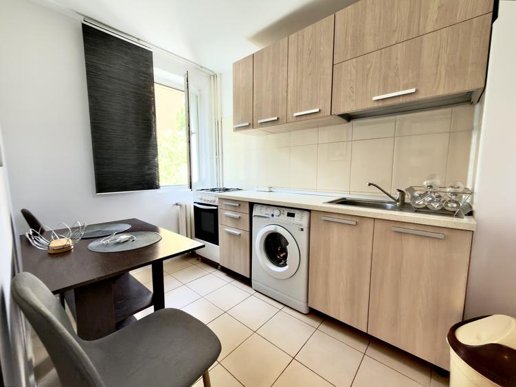 Apartament cu 2 camere decomandat, mobilat în Obor