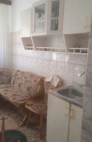 Apartament cu 2 camere decomandat în Micro 20