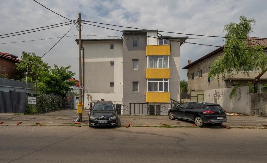 Apartament cu 2 camere semidecomandat, mobilat în Rahova