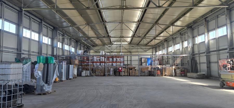 Spațiu industrial, de 7,842 mp, în Clinceni