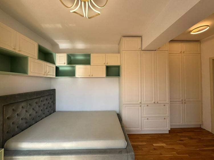 Apartament cu 3 camere semidecomandat în Băneasa