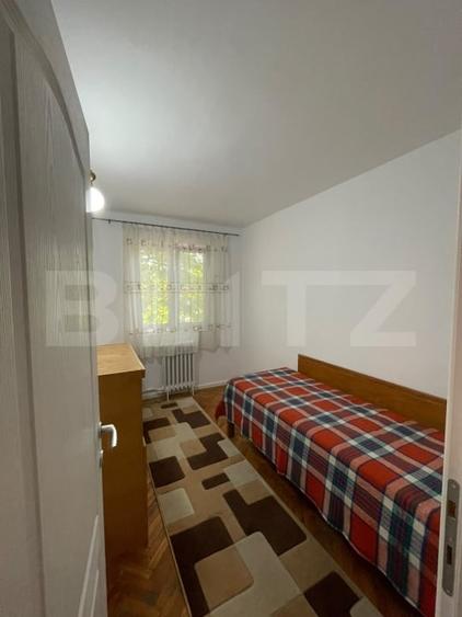 Apartament cu 3 camere decomandat, mobilat în George Enescu