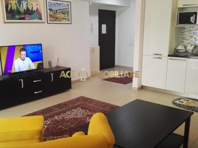 Apartament cu 2 camere semidecomandat, mobilat în Splaiul Independenței