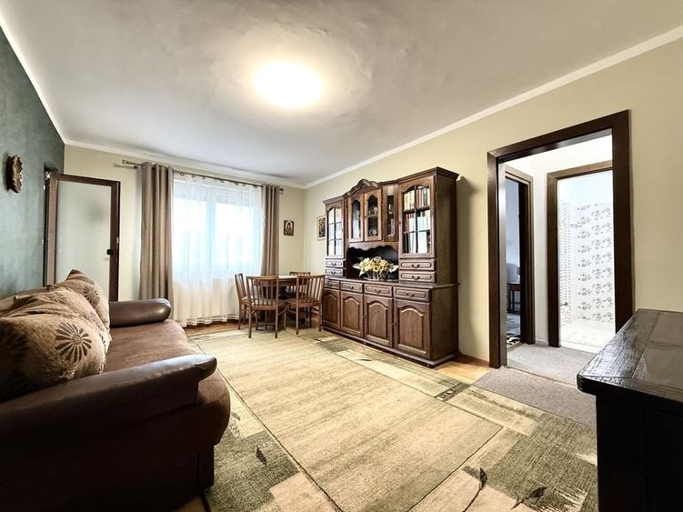 Apartament cu 2 camere decomandat în Astra