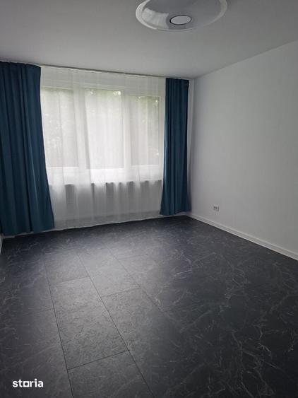 Apartament cu 4 camere în Militari