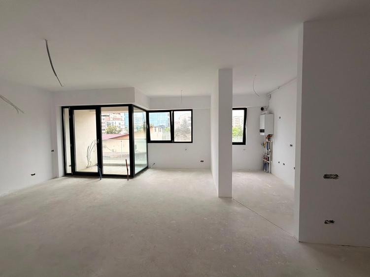 Apartament cu 2 camere decomandat în Decebal
