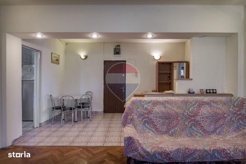 Apartament cu 3 camere în Vatra Luminoasă