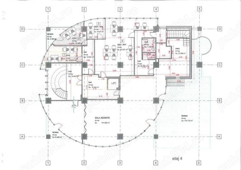 Spațiu comercial, de 2,500 mp, în Podul de Piatră