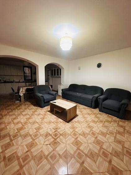 Duplex cu 5 camere cu Canalizare în Antiaeriană