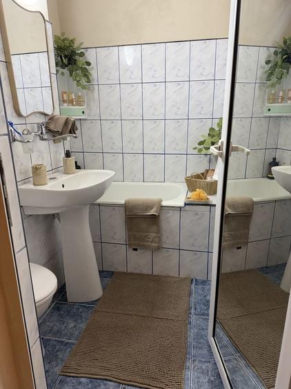 Garsonieră decomandată în Central