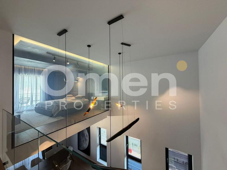 Apartament cu 3 camere semidecomandat, mobilat în Central