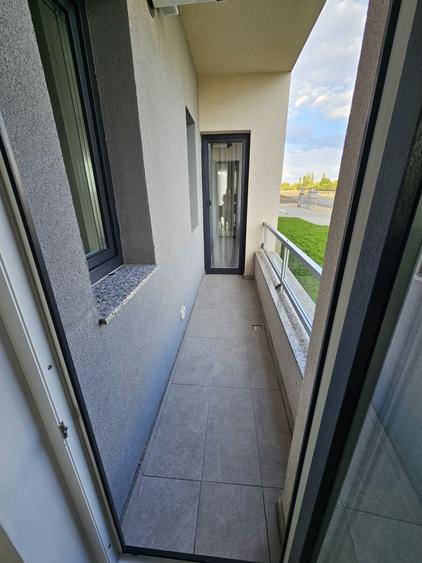 Apartament cu 2 camere decomandat în Torontalului