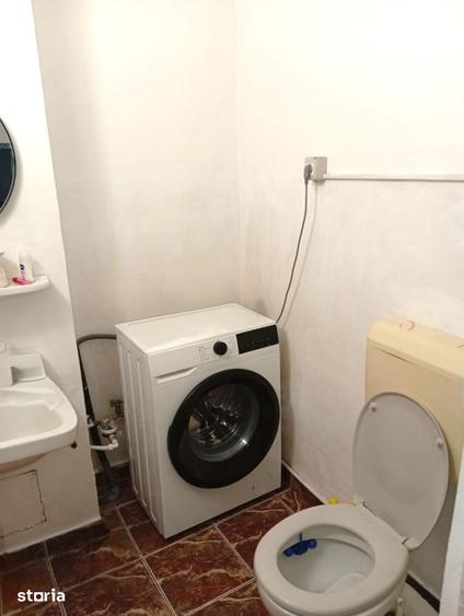 Apartament cu 4 camere decomandat în Micălaca