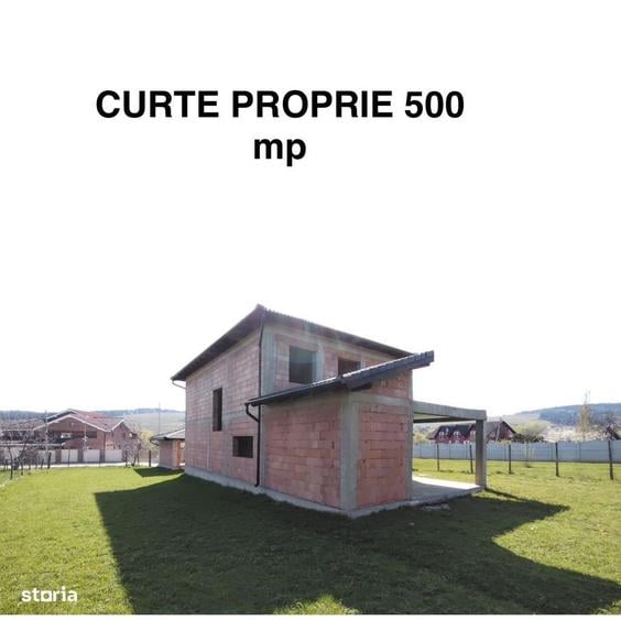Casă cu 4 camere cu Teren 500 Mp în Poplaca